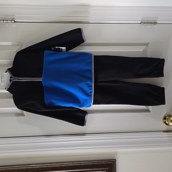 OKIE DOKIE BRAND TODDLER BOYS BLUE AND BLACK 2 PIECE FLEECE SET SIZE 2T - Picture 1 of 12